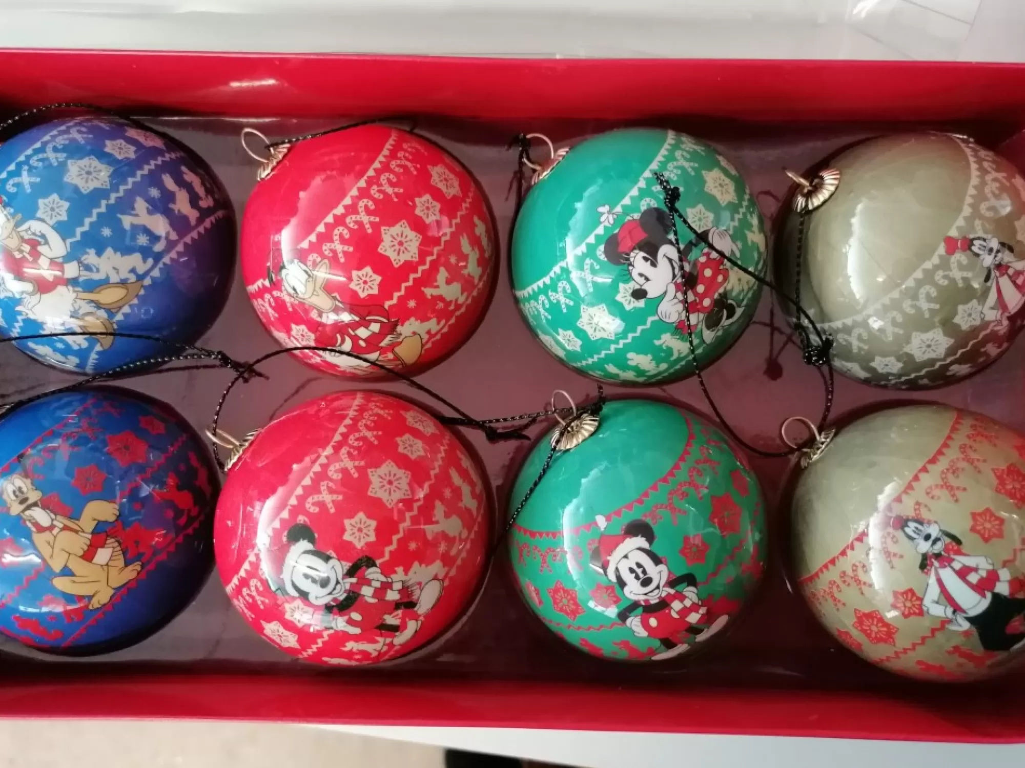 Hot La Maison du Père Noël Box 8 Boules Disney