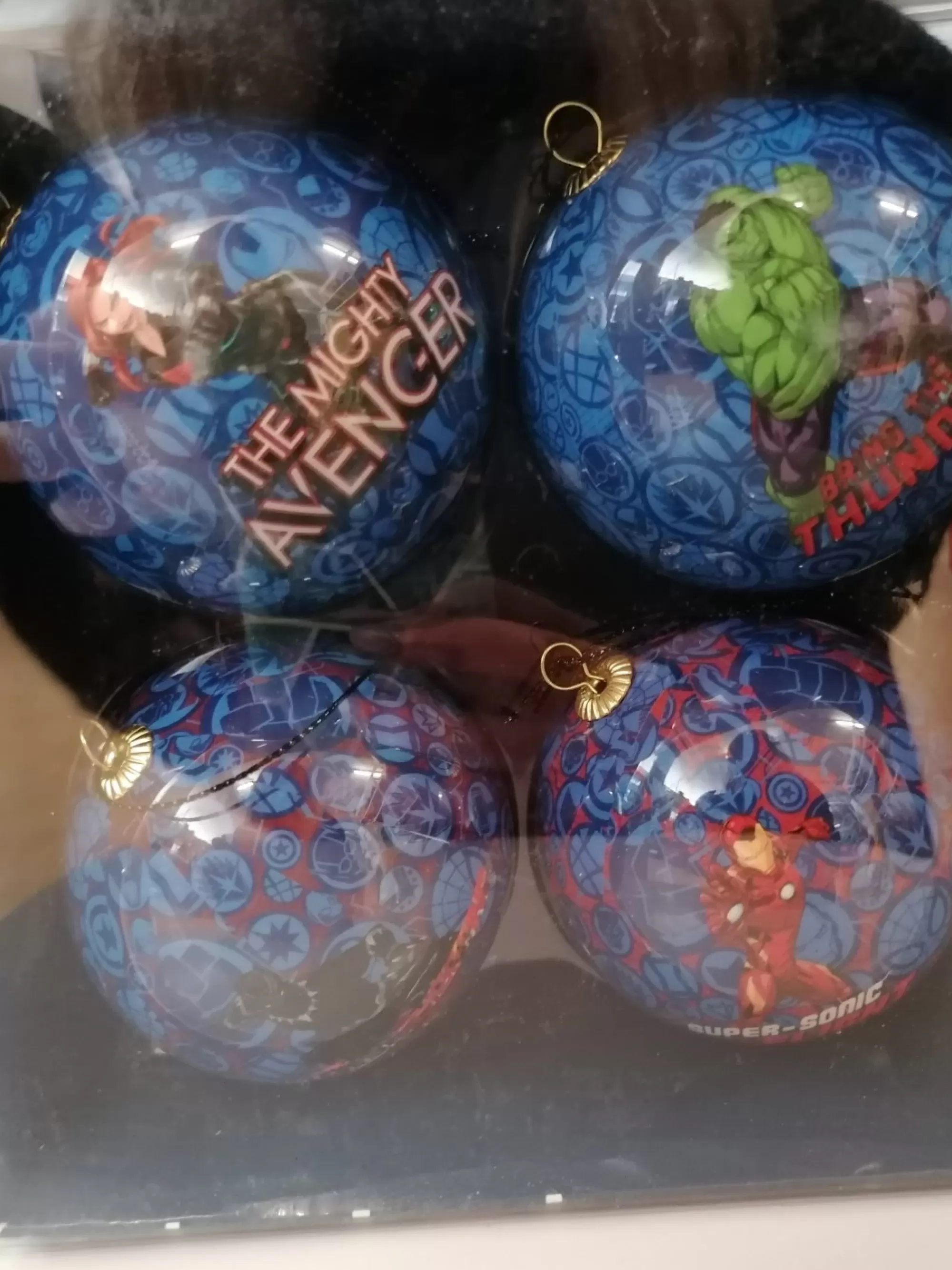 Discount La Maison du Père Noël Box De 4 Boules Marvel